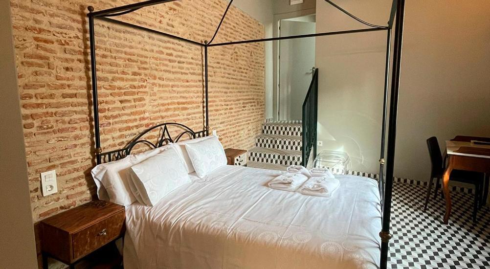 Hotel Rural La Casa De Carlota Montanchez Bagian luar foto