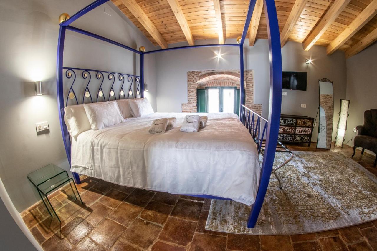Hotel Rural La Casa De Carlota Montanchez Bagian luar foto