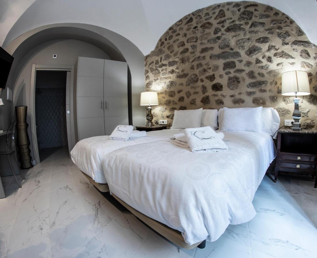 Hotel Rural La Casa De Carlota Montanchez Bagian luar foto